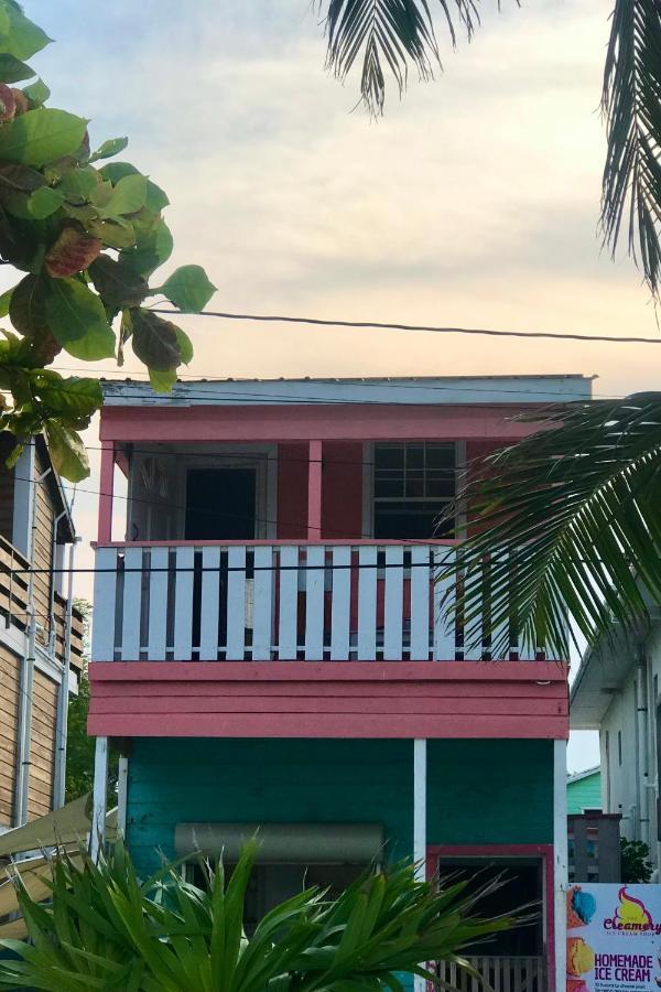 Chila'S Accommodations Caye Caulker Kültér fotó