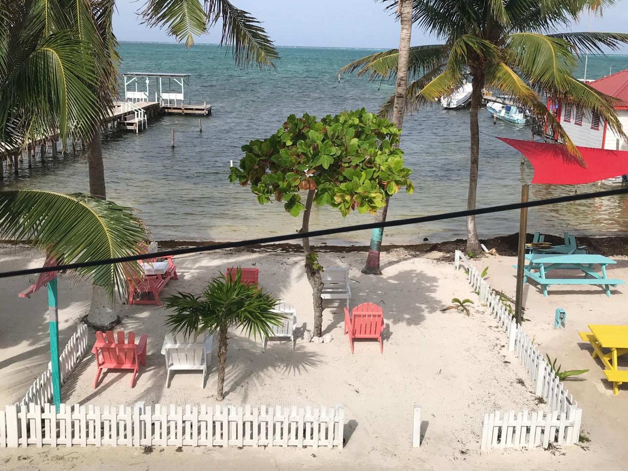 Chila'S Accommodations Caye Caulker Kültér fotó